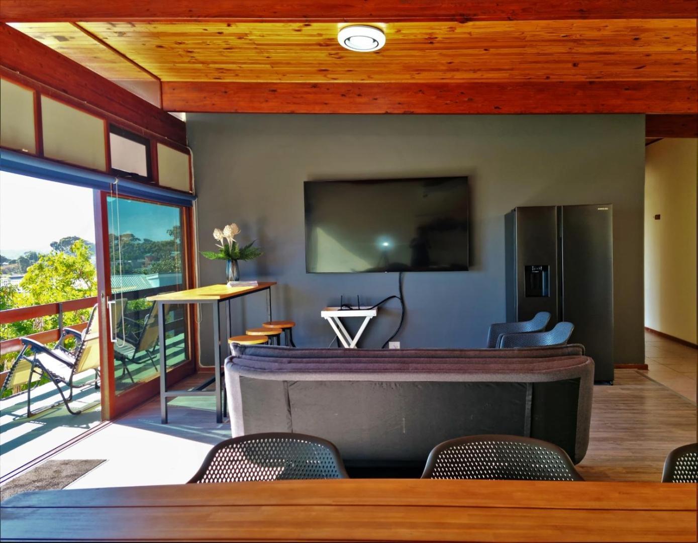 Apartment The Loft, 2 Bedroom, Sleeps 4, Central, Big Views! Cape Town